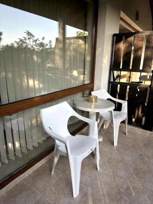 Spacious Fully Furnished Studio In Kavarna Apart Hotel エクステリア 写真